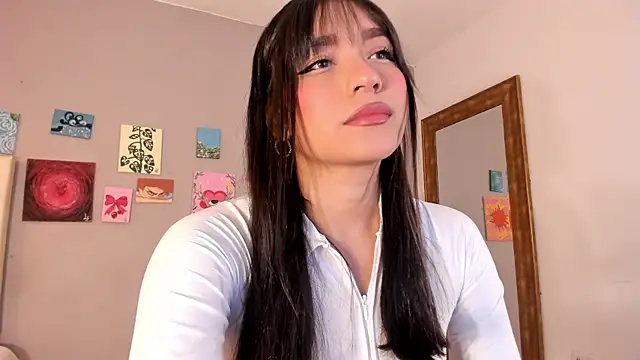 Maia W10 online show from July 18, 12:20 pm
