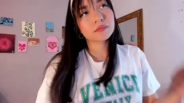 Maia W10 online show from July 25, 12:36 pm