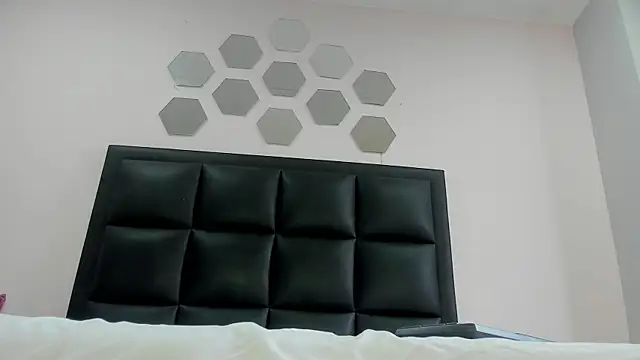 Catalina Jonex online show from May 5, 11:40 am