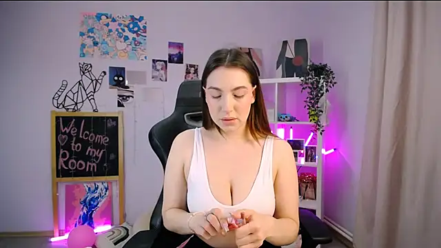 MelissaLovvv online show from March 6, 3:13 am