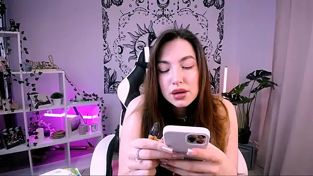 MelissaLovvv online show from March 7, 3:40 am