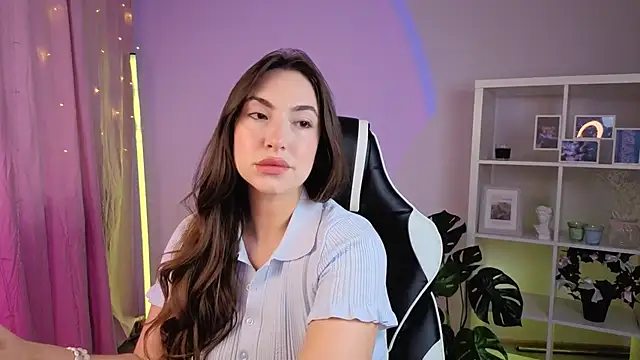MelissaLovvv online show from June 24, 3:27 am