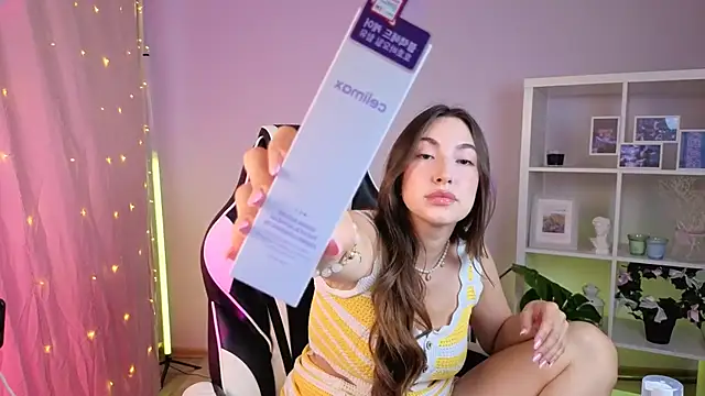 MelissaLovvv online show from June 27, 3:55 am