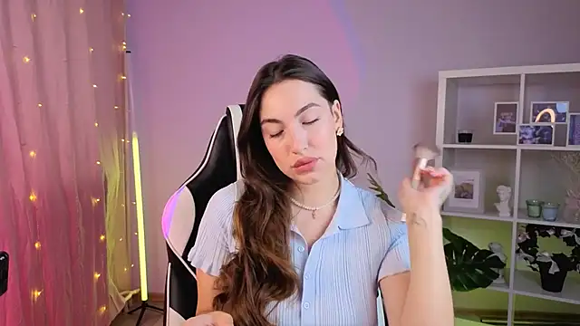 MelissaLovvv online show from July 1, 3:52 am