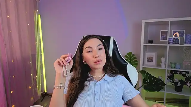 MelissaLovvv online show from July 7, 6:47 am