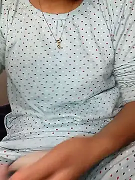 Snapshot of Nadia-2 chatting on December 26, 12:38 pm Nadia-2 online show from December 26, 12:38 pm