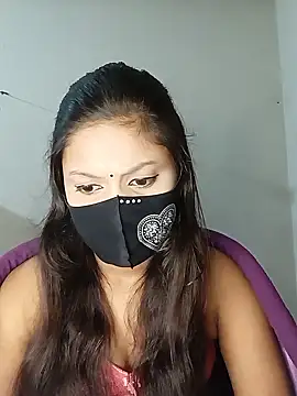 Snapshot of Nadia-2 chatting on January 7, 9:25 pm Nadia-2 online show from January 7, 9:25 pm