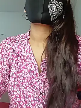 Snapshot of Nadia-2 chatting on February 3, 7:10 pm Nadia-2 online show from February 3, 7:10 pm