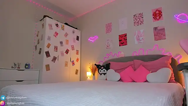 Kate Clover online show from May 16, 6:54 am
