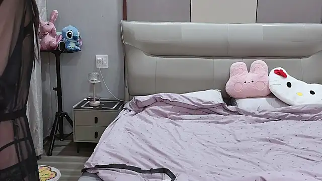 Snapshot of Fairy-HF chatting on September 19, 6:15 am Fairy-HF online show from September 19, 6:15 am