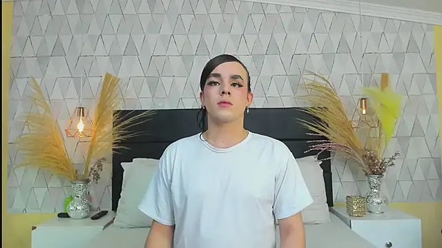 JustinePerry online show from February 8, 3:32 am