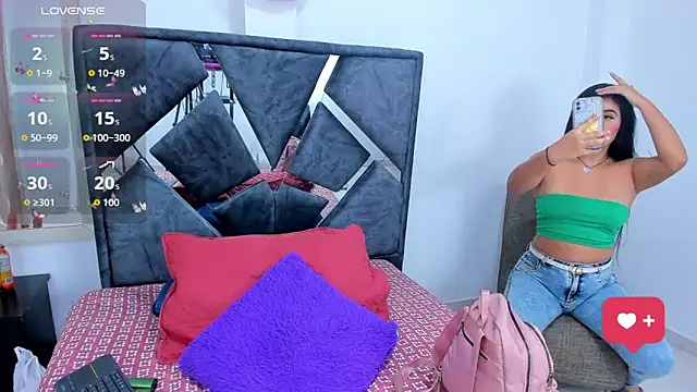 Snapshot of Dulce_amg chatting on November 22, 3:27 am Dulce amg online show from November 22, 3:27 am