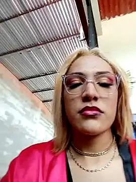 Snapshot of alexandra_lorens chatting on March 13, 7:50 pm alexandra lorens online show from March 13, 7:50 pm