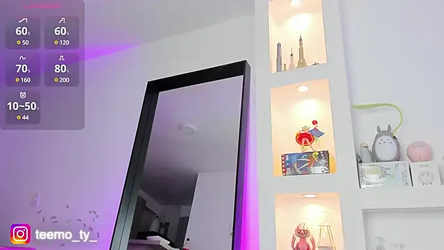 Snapshot of teemotwink chatting on February 12, 9:11 pm teemotwink online show from February 12, 9:11 pm