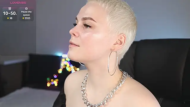 LikaBerry1 online show from February 12, 8:29 pm