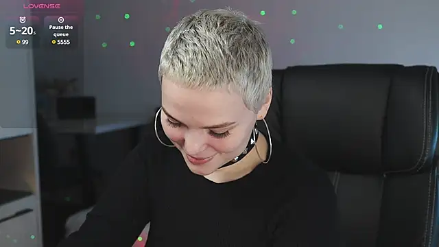 LikaBerry1 online show from March 18, 8:37 pm