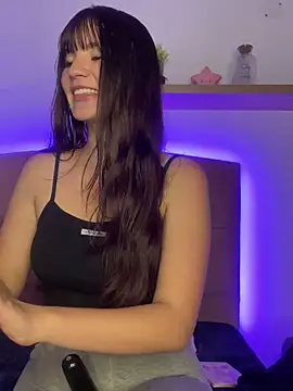 Snapshot of angel_natural chatting on January 16, 12:12 am angel natural online show from January 16, 12:12 am