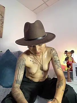 Snapshot of ZuryRamirez_ chatting on February 2, 7:14 pm ZuryRamirez  online show from February 2, 7:14 pm