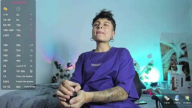 Snapshot of ZuryRamirez_ chatting on March 9, 7:05 pm ZuryRamirez  online show from March 9, 7:05 pm