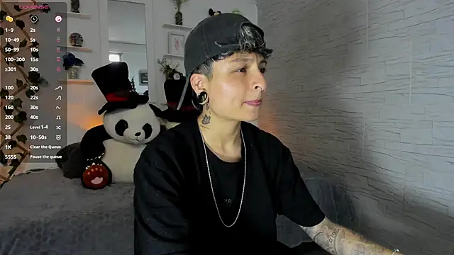 Snapshot of ZuryRamirez_ chatting on September 20, 8:10 pm ZuryRamirez  online show from September 20, 8:10 pm