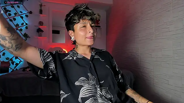 Snapshot of ZuryRamirez_ chatting on October 3, 8:28 pm ZuryRamirez  online show from October 3, 8:28 pm