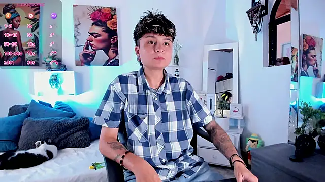 Snapshot of ZuryRamirez_ chatting on December 14, 8:13 pm ZuryRamirez online show from December 14, 8:13 pm