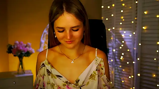 Snapshot of DeboraLarson chatting on November 17, 3:56 am DeboraLarson online show from November 17, 3:56 am