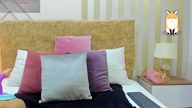 ashley  foxx  online show from January 21, 2:48 pm