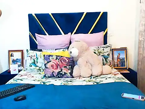 veronica1xxx online show from February 27, 9:15 pm