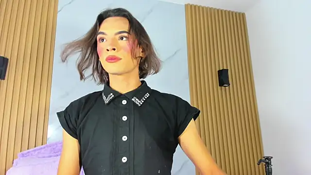 Snapshot of miss_Ari chatting on December 2, 7:16 pm miss Ari online show from December 2, 7:16 pm