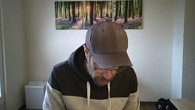 Snapshot of Harry_Boldt chatting on October 25, 6:21 am Harry Boldt online show from October 25, 6:21 am