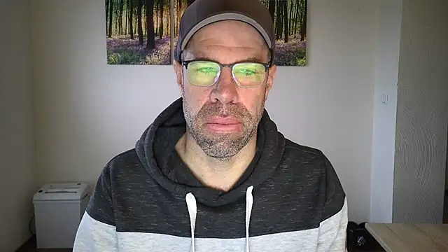 Snapshot of Harry_Boldt chatting on October 28, 7:01 am Harry Boldt online show from October 28, 7:01 am