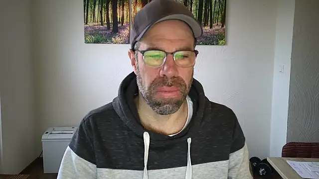 Snapshot of Harry_Boldt chatting on November 4, 7:07 am Harry Boldt online show from November 4, 7:07 am