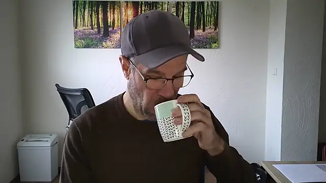 Snapshot of Harry_Boldt chatting on November 11, 7:52 am Harry Boldt online show from November 11, 7:52 am