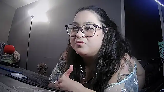 tillymarie34 online show from December 4, 11:46 pm