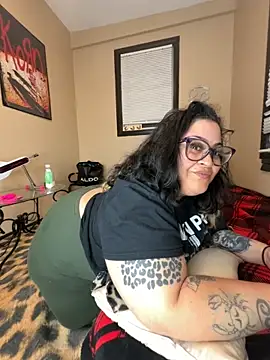 tillymarie34 online show from June 12, 2:54 am