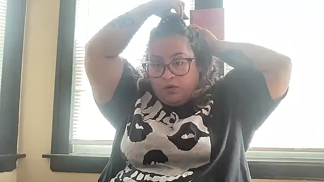 Snapshot of tillymarie34 chatting on July 11, 7:49 pm tillymarie34 online show from July 11, 7:49 pm