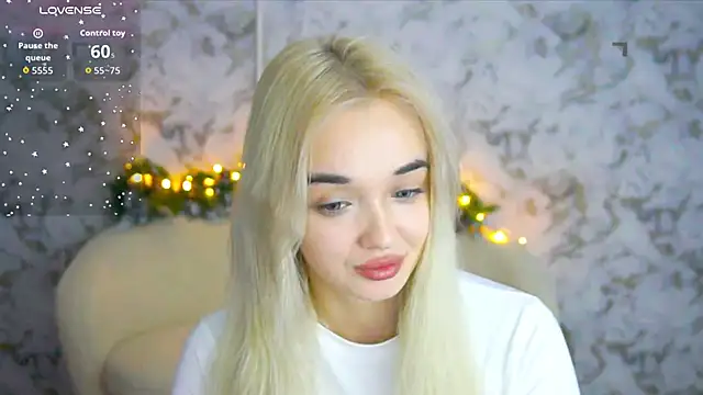 Ashley S online show from December 3, 11:03 pm