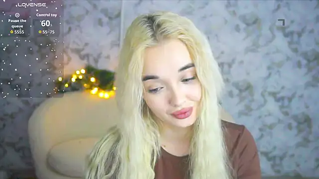 Ashley S online show from December 19, 11:01 pm