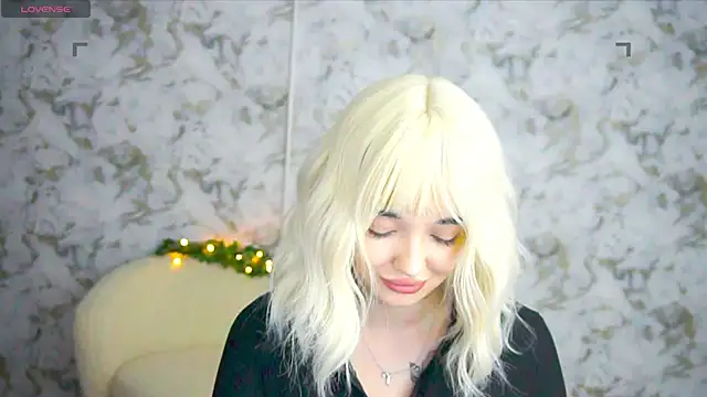 Ashley S online show from May 29, 10:30 pm