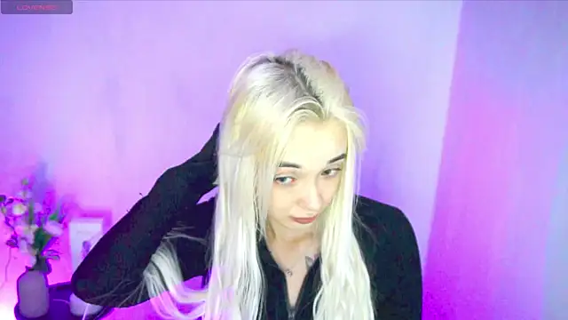 Ashley S online show from July 25, 10:18 pm