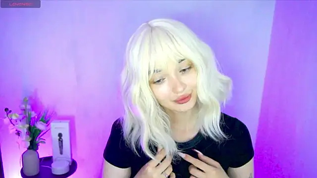 Ashley S online show from August 1, 12:32 am