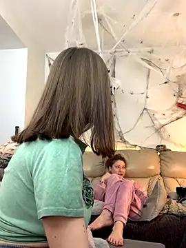 HotCaramellsTV online show from November 1, 7:54 am