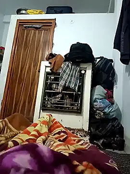 pintuS40 online show from January 29, 12:01 am