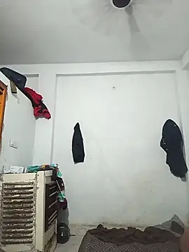 pintuS40 online show from March 8, 12:22 am