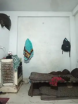 pintuS40 online show from September 18, 1:40 am