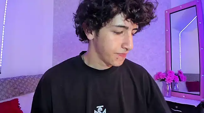 Snapshot of Kerverr_ chatting on January 16, 12:55 am Kerverr  online show from January 16, 12:55 am