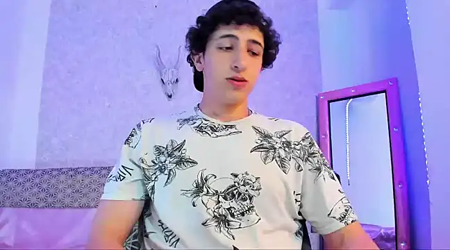 Snapshot of Kerverr_ chatting on March 2, 6:08 pm Kerverr  online show from March 2, 6:08 pm