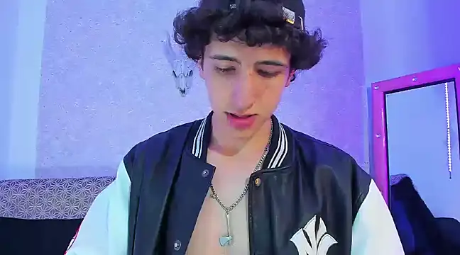 Snapshot of Kerverr_ chatting on March 20, 1:57 am Kerverr  online show from March 20, 1:57 am