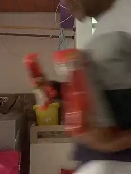 Salomon koude online show from February 16, 7:21 pm